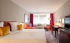 Warwick Champs-Elysees Paris